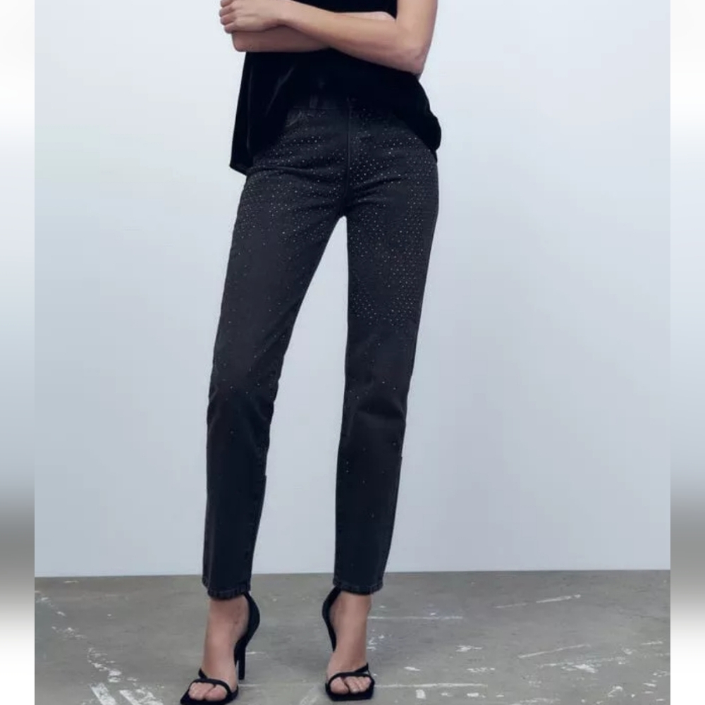 The Slim With Rhinestone Jeans Size 6 - Picture 2 of 11